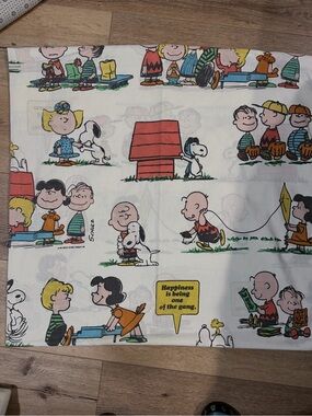 Peanuts Comic Strip White Cotton Blanket with Multicolor Characters # vintage